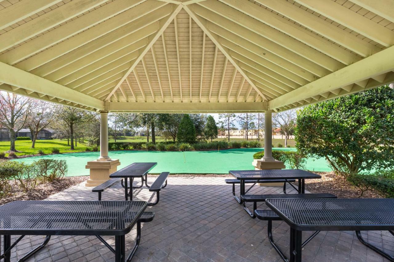 Pool View Just 2 Miles From #205 Appartement *